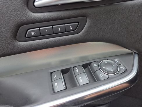 Used 2023 Cadillac XT4 Premium Luxury w/ Cold Weather Package FWD image 10