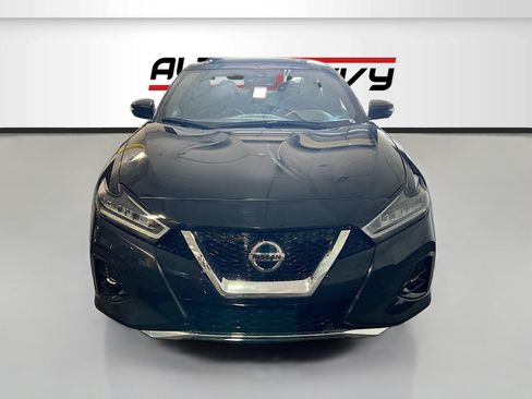 Used 2022 Nissan Maxima SR w/ Sport Mat Group FWD image 2
