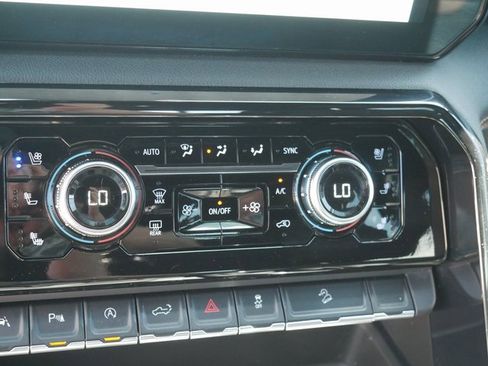 Used 2023 GMC Sierra 1500 AT4 w/ Technology Package image 25