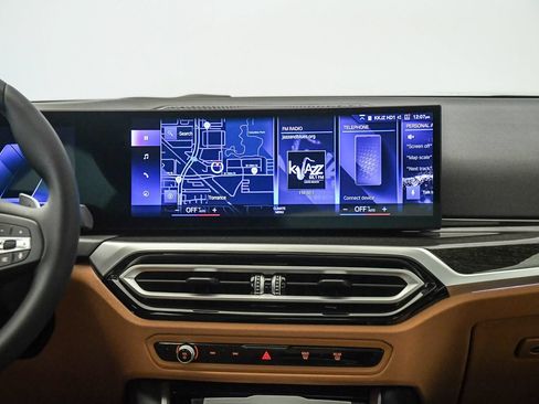Used 2023 BMW 330i Sedan w/ Driving Assistance Package RWD image 13