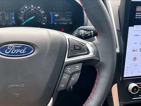 Used 2023 Ford Edge ST-Line AWD/4WD image 12