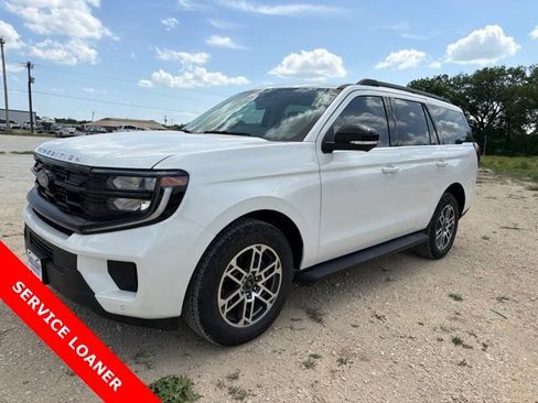 New 2026 Ford Expedition Active AWD/4WD image 1