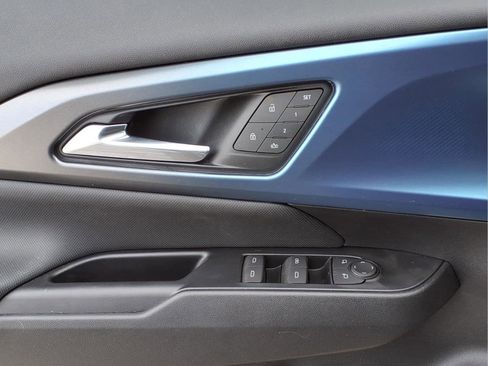 Used 2024 Chevrolet Equinox EV LT w/ LPO, All-Weather Mat Package image 21