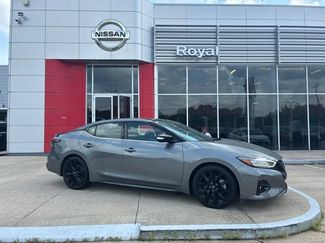 Used 2023 Nissan Maxima SR w/ Sport Mat Group FWD video 1