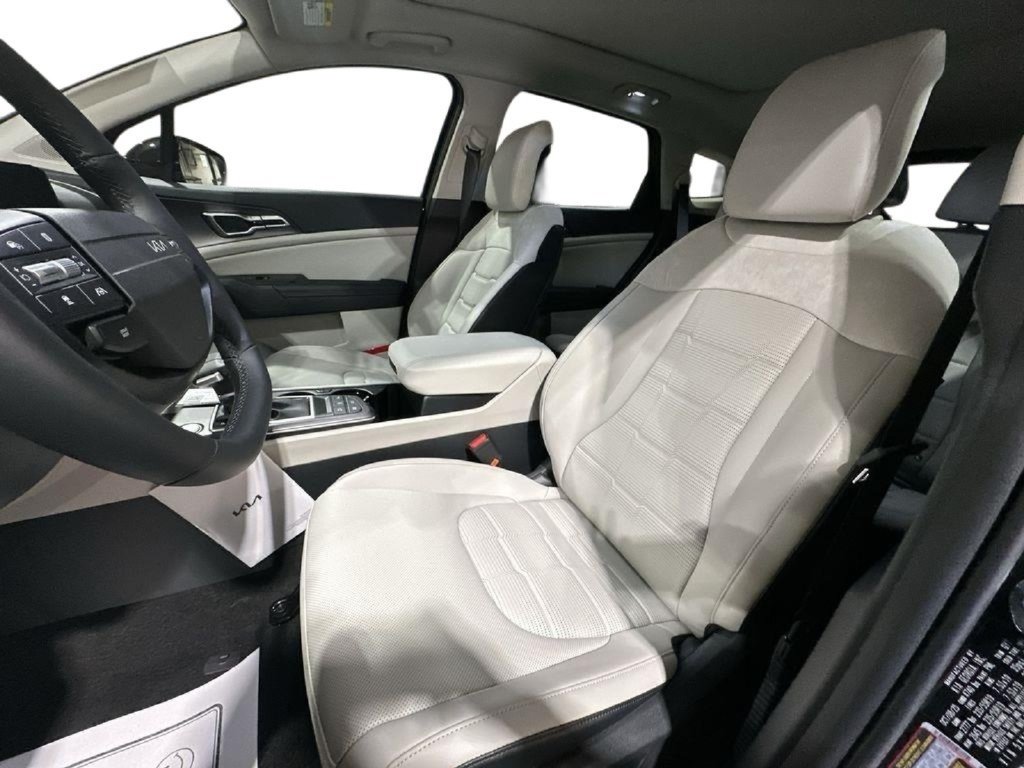 New 2026 Kia Sportage SX FWD image 12