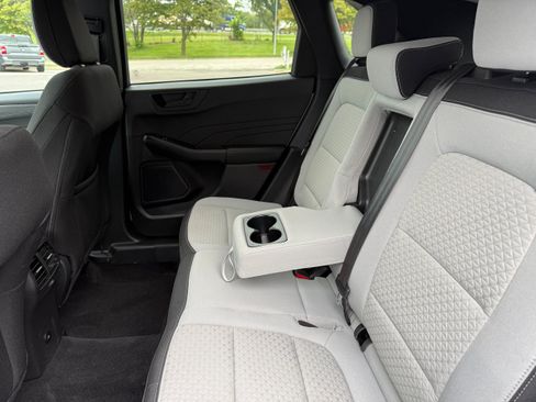Used 2024 Ford Escape Active w/ Cold Weather Package FWD image 22