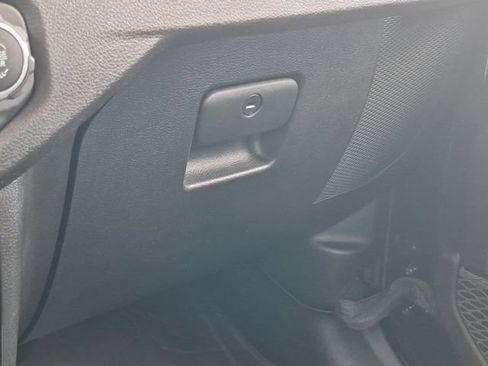 Used 2024 Jeep Gladiator Sport AWD/4WD image 17