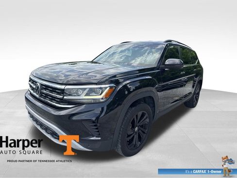 Used 2023 Volkswagen Atlas SE w/ Black Wheel Package FWD image 1