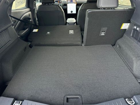 New 2025 Ford Mustang Mach-E Premium image 12