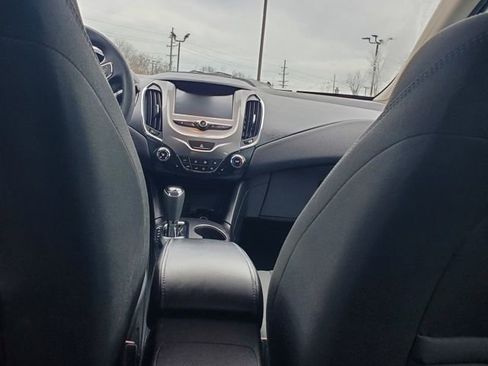 Used 2016 Chevrolet Cruze LT w/ Convenience Package image 38