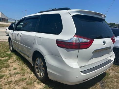 Used 2016 Toyota Sienna Limited Premium w/ Protection Package AWD/4WD image 7