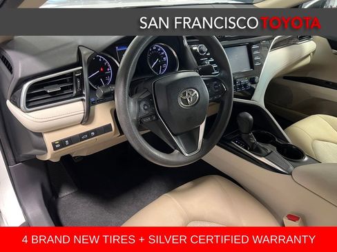 Certified 2018 Toyota Camry LE image 13