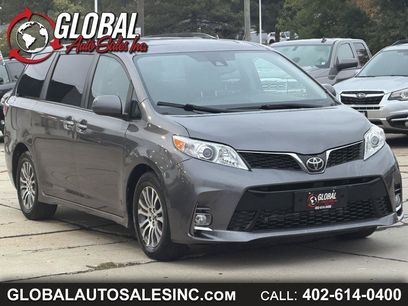 Used 2018 Toyota Sienna XLE