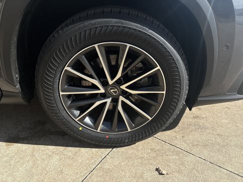 Used 2024 Lexus NX 300h AWD w/ Vision Package image 13