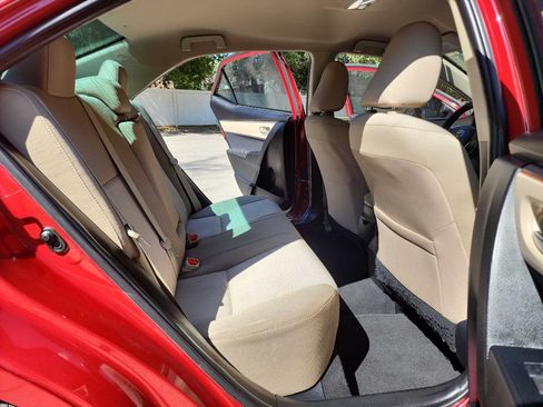 Used 2016 Toyota Corolla LE FWD image 31