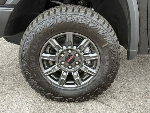 New 2026 GMC Sierra 1500 AT4X image 10