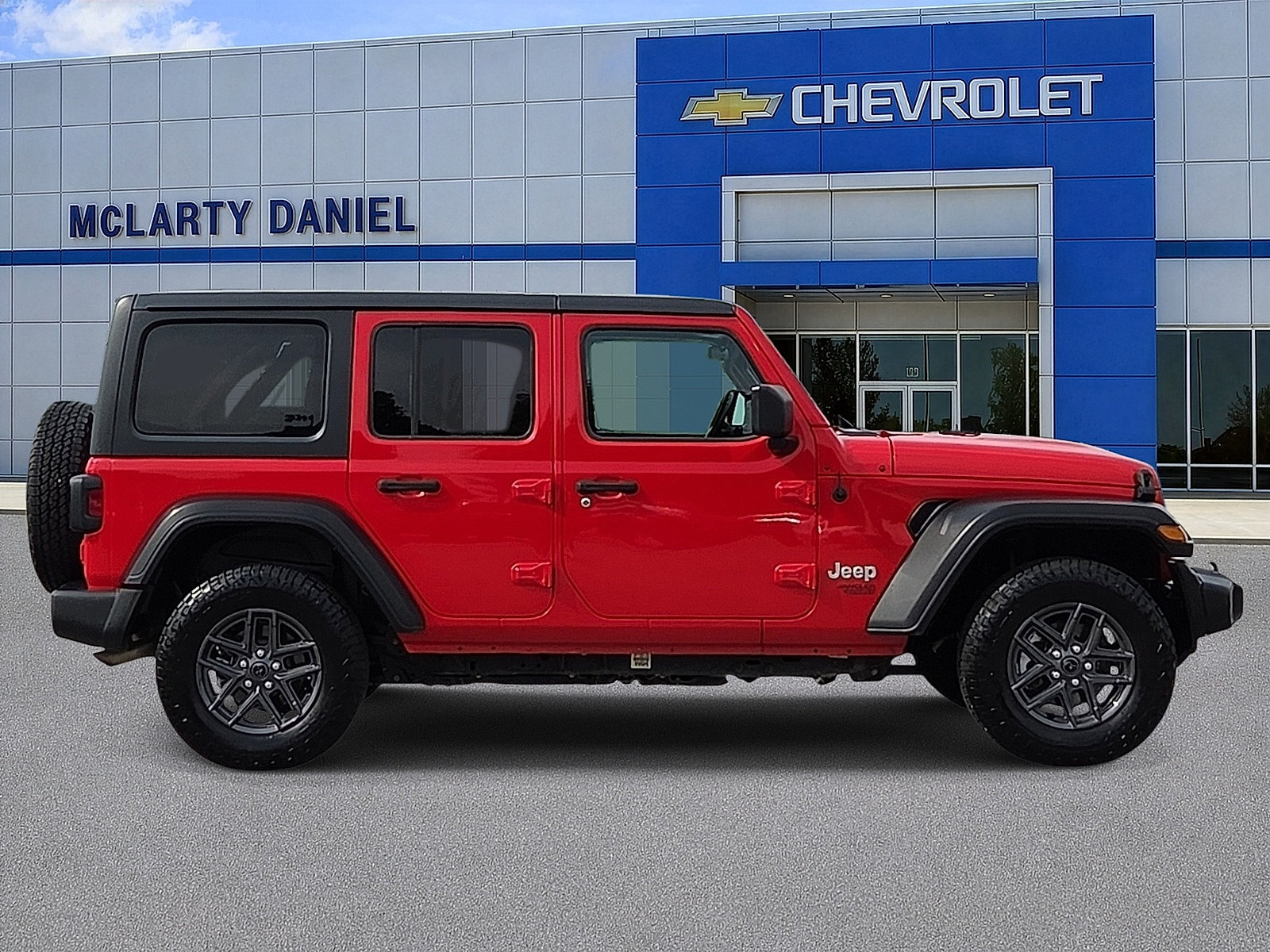 Used 2021 Jeep Wrangler Unlimited Sport AWD/4WD image 6