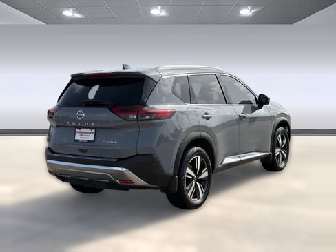 Used 2021 Nissan Rogue Platinum FWD image 9