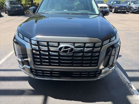 Used 2024 Hyundai Palisade Calligraphy AWD/4WD image 2