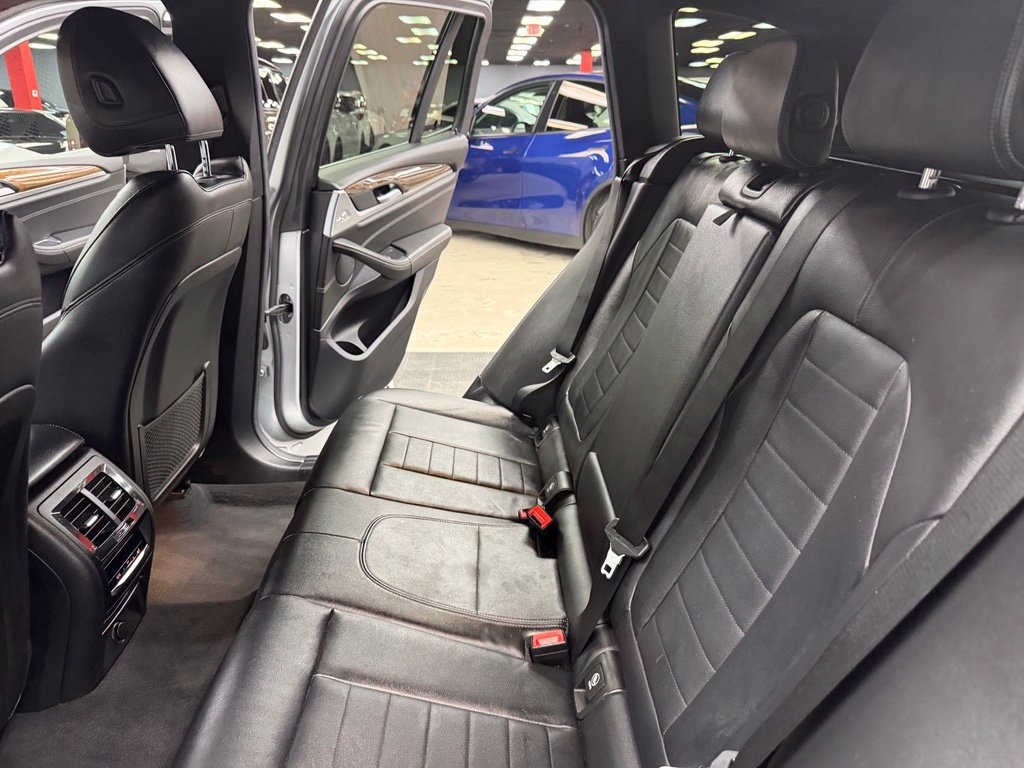 Used 2019 BMW X3 sDrive30i w/ Convenience Package RWD image 38