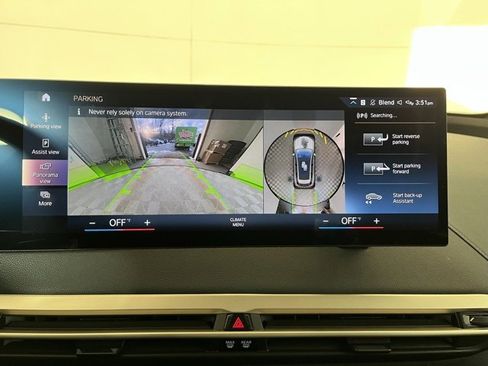 Used 2023 BMW iX xDrive50 w/ Premium Package image 17