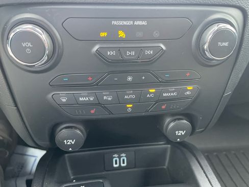Used 2023 Ford Ranger XLT w/ Equipment Group 302A High AWD/4WD image 17