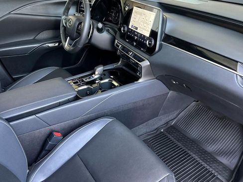 Certified 2024 Lexus RX 350 FWD w/ Technology Package image 32