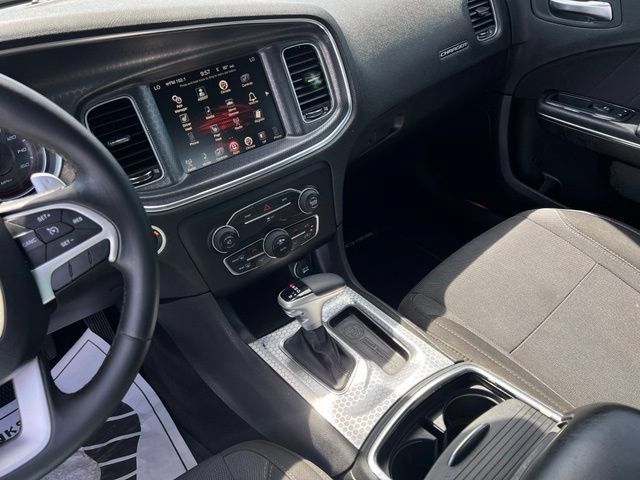 Used 2016 Dodge Charger R/T RWD image 33