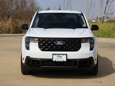 Used 2025 Ford Maverick XLT w/ XLT Luxury Package image 2