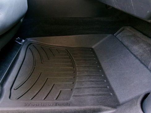 Used 2013 Toyota Sequoia Limited RWD image 16