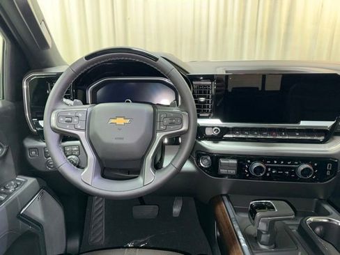 New 2026 Chevrolet Silverado 1500 High Country AWD/4WD image 22