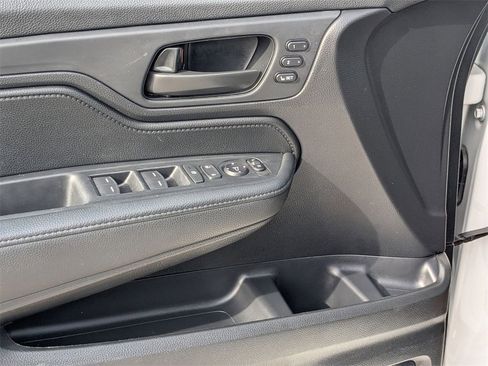 Used 2025 Honda Odyssey Sport-L image 13