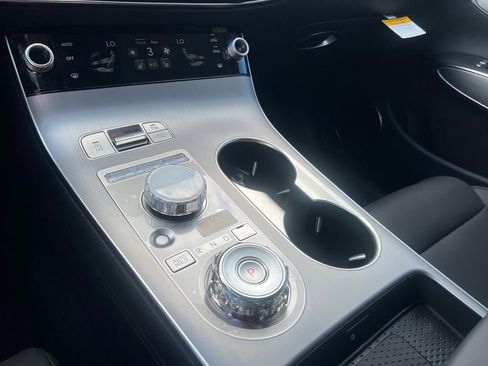 New 2026 Genesis GV70 2.5T Select image 25