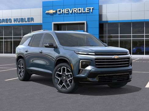 New 2026 Chevrolet Traverse High Country w/ LPO, Floor Liner Package FWD image 7