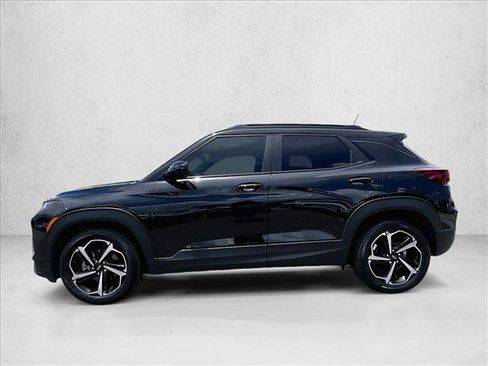 Used 2023 Chevrolet TrailBlazer RS w/ Sun and Liftgate Package FWD image 6
