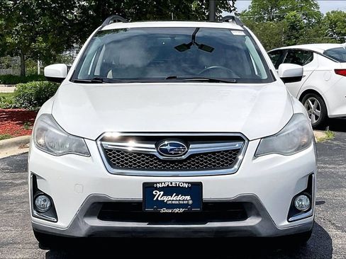 Used 2017 Subaru Crosstrek 2.0i Premium w/ Moonroof Package AWD/4WD image 2