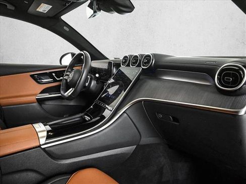 Certified 2024 Mercedes-Benz GLC 300 4MATIC image 23