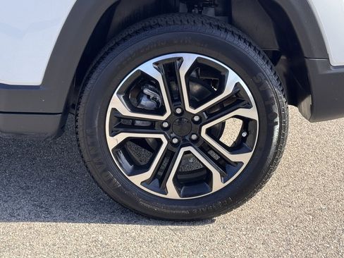 Used 2022 Jeep Compass Limited w/ Mopar Graphics Package image 14