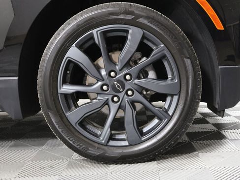 Used 2022 Chevrolet Equinox RS w/ LPO, Floor Liner Package image 6