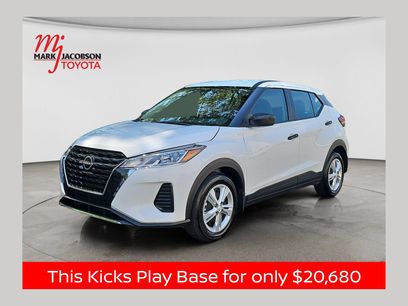 Used 2025 Nissan Kicks Play S