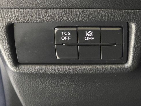 Used 2018 MAZDA CX-5 Touring image 33