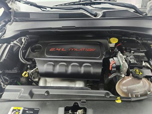 Used 2018 Jeep Compass Limited w/ Navigation Group image 38