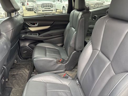 Used 2022 Subaru Ascent Limited w/ Technology Package image 12