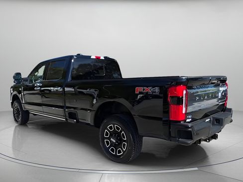 Certified 2023 Ford F350 Platinum image 22