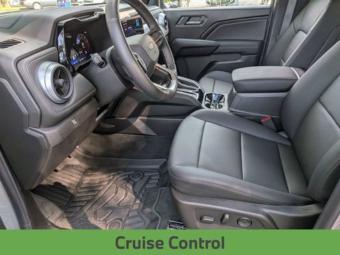 Used 2026 Chevrolet Colorado LT w/ LT Convenience Package RWD image 16
