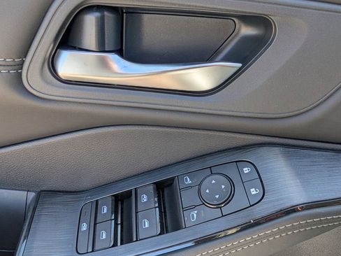 New 2026 Nissan Rogue SV AWD/4WD image 20