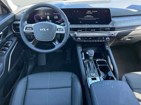 New 2025 Kia Telluride EX w/ EX Captain's Chair Package image 14