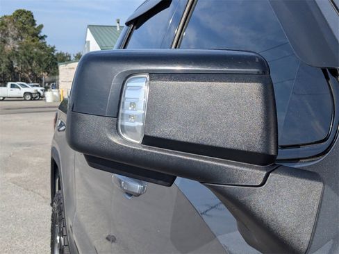 Used 2020 GMC Sierra 1500 AT4 w/ AT4 Premium Package image 11