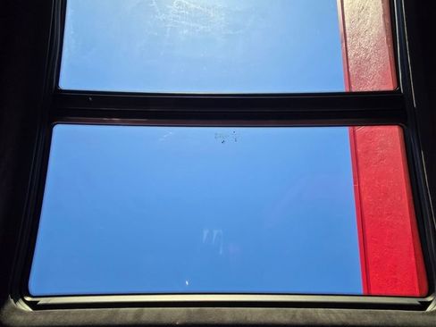 Used 2022 BMW X6 M w/ Competition Package image 25