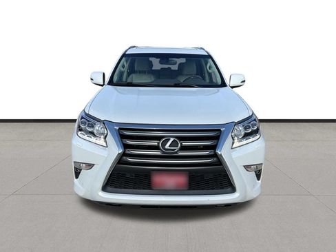 Used 2019 Lexus GX 460 Premium w/ Premium Package AWD/4WD image 2